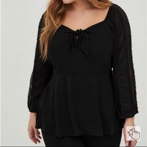 🔥Torrid Black Tie Front Smocked Top